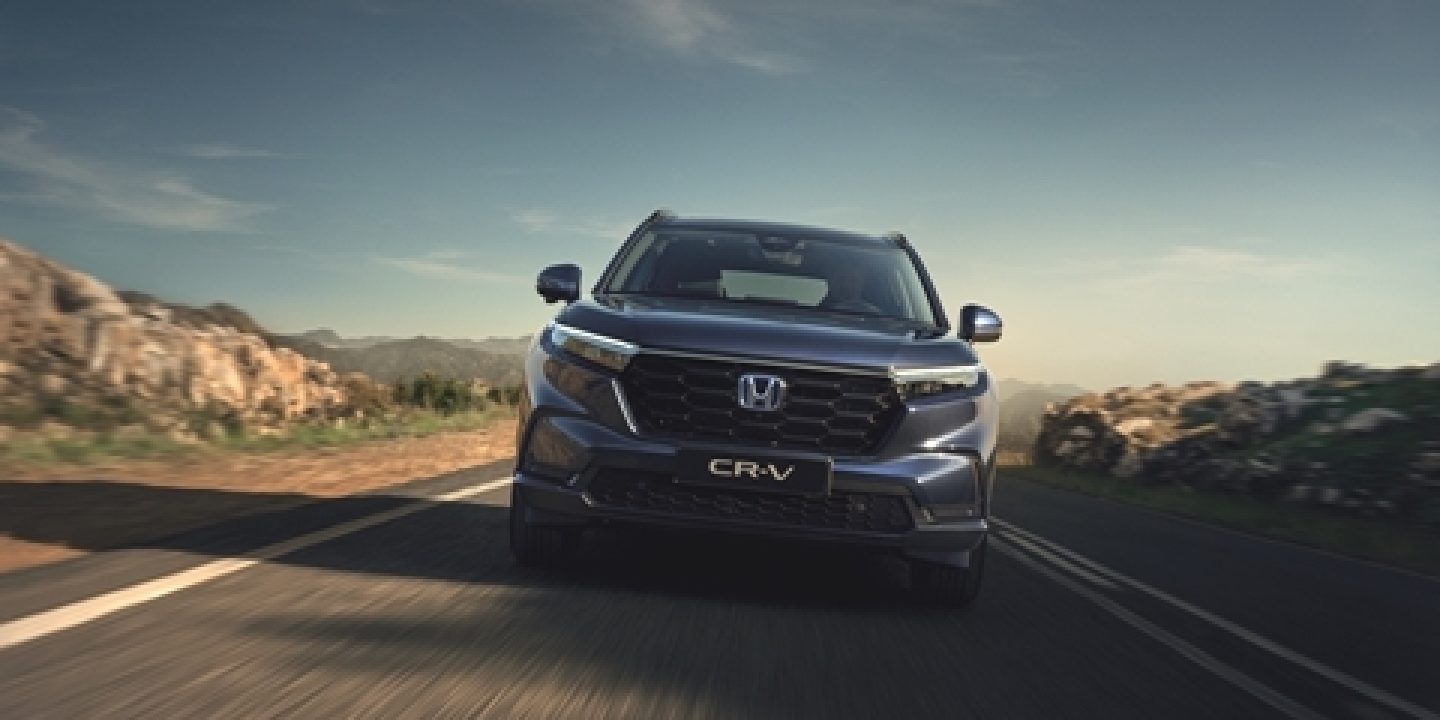 NUOVO CR-V FULL HYBRID e PLUG-IN HYBRID